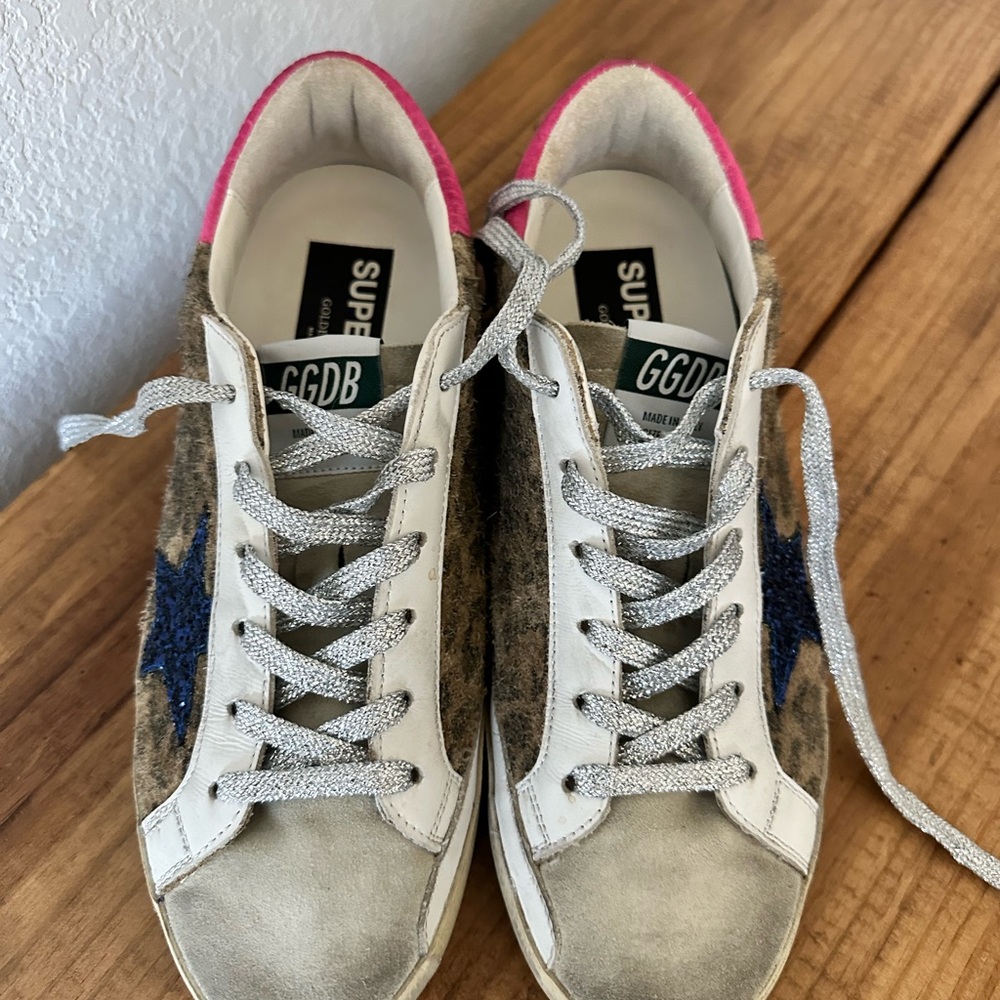 Golden Goose, only used a couple of times. Size 39 - Picture 4 of 7